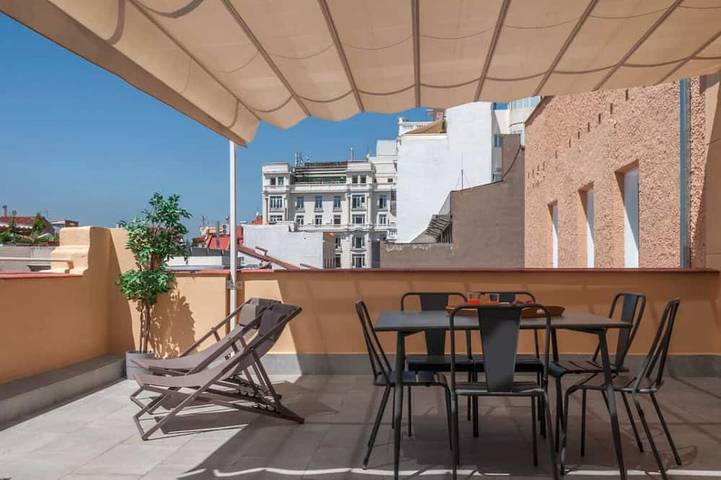 Holiday home for 6 people, with terrace in Madrid
