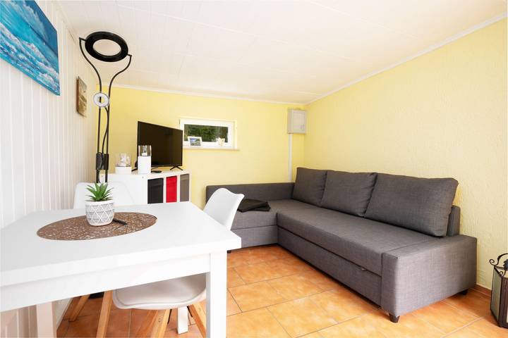Ferienhaus für 3 Personen, mit Terrasse und Garten in Bergen auf Rügen - 2