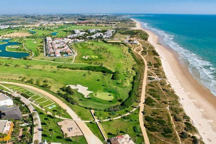 Appartement de vacances pour 6 personnes, avec piscine et jardin