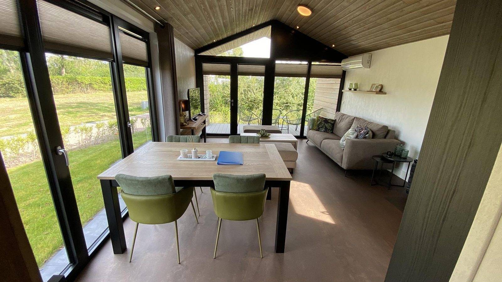 Vakantie Zeeland — Vz1035 Luxe vakantiechalet in Scherpenisse in Scherpenisse, Niederländische Nordsee