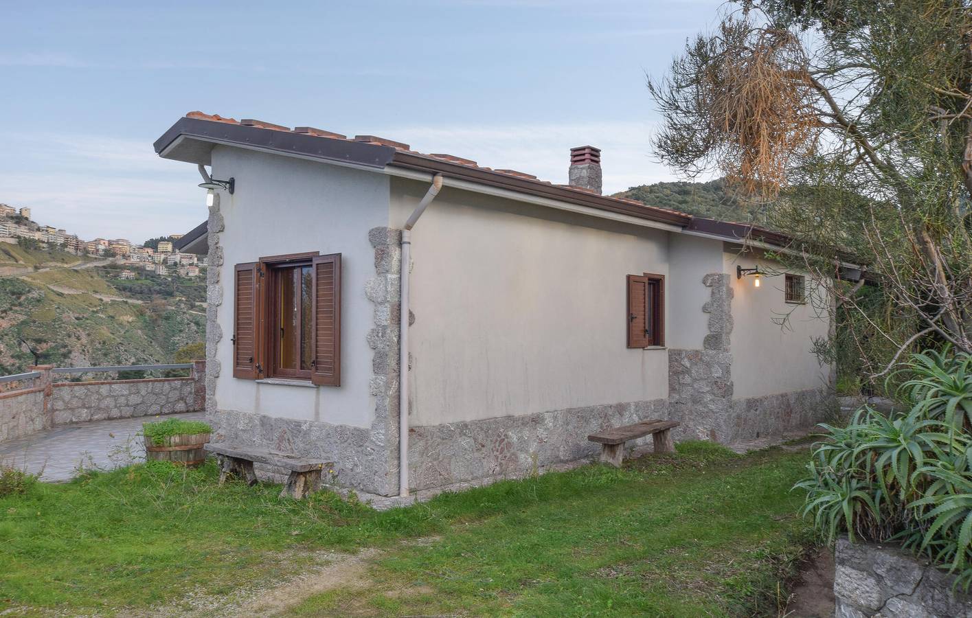 Wohnung mit Meerblick: Parkplatz, AC, Terrasse, Küche, Internet in San Marco d'Alunzio, Messina Provinz