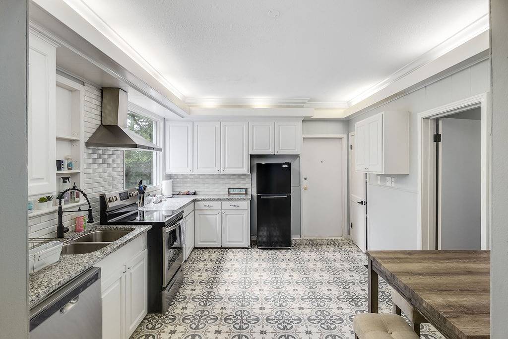 Royal Chateau in the heart of Fondren! in Jackson, Hinds County