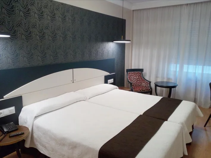 Hotel für 10 Personen - 1