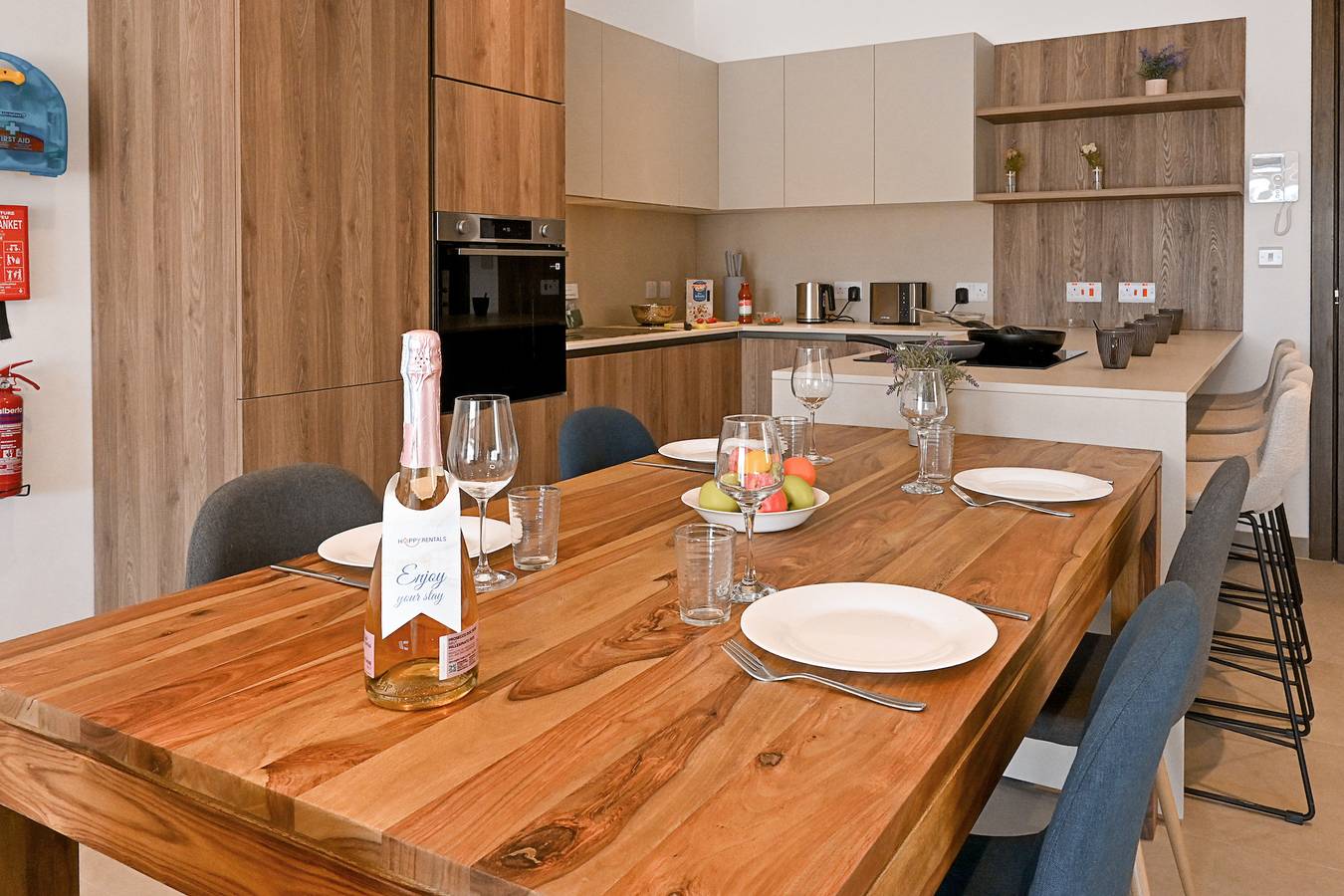 Appartement entier, Modern Seaside Apart in Marsalforn - 5B in Marsalforn, Zebbug