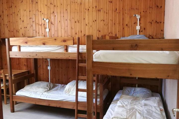 Location de vacances pour 7 personnes, avec jardin, animaux acceptés dans Office De Tourisme De Montgenevre - 3