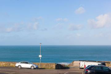 Holiday Home for 10 People in St. Ives, Cornwall, Photo 2