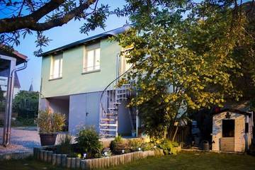 Gîte pour 4 personnes, avec terrasse et jardin à Eckwersheim