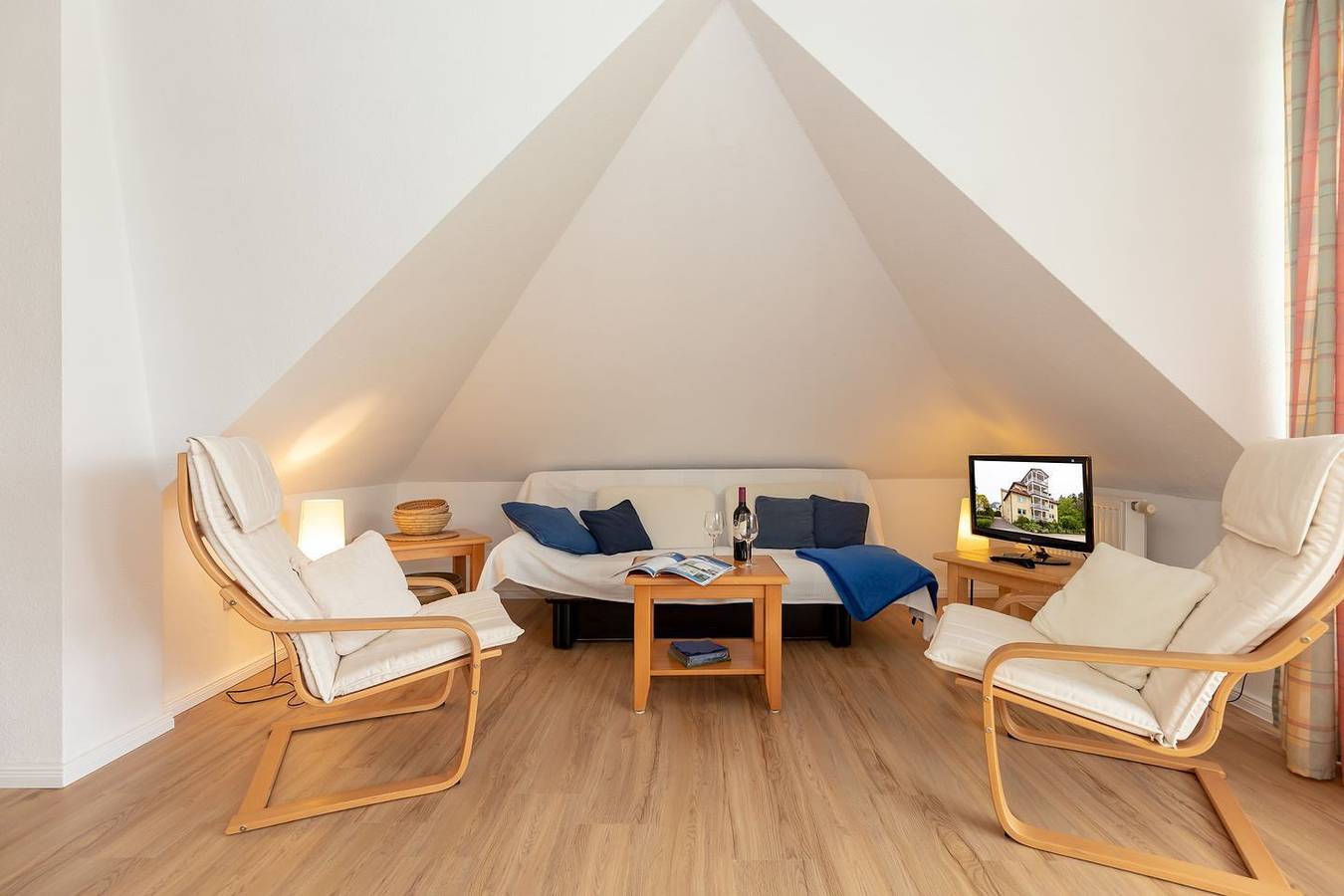 Apartamento entero, Sonnenburg We 17: strandnahe und sehr ruhige 2-Zimmer-Fewo in Ostseebad Kühlungsborn, Kühlungsborn