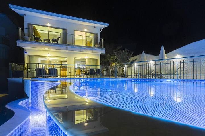 Location de vacances pour 6 personnes, avec jardin et terrasse à Fethiye (Muğla) - 2