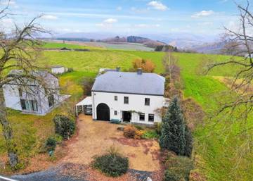 Location de vacances pour 8 personnes, avec vue et jardin, animaux acceptés dans Beausaint