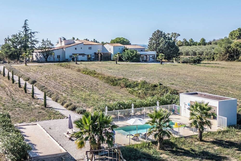 Privatisation Du Domaine in Béziers, Côte d'Améthyste