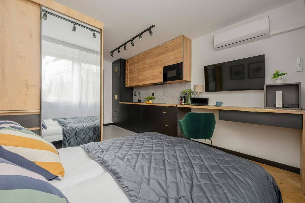 Studio entier, Komitetu Obrony Robotników 34B | Trendy studio in Varsovie, Mazovie