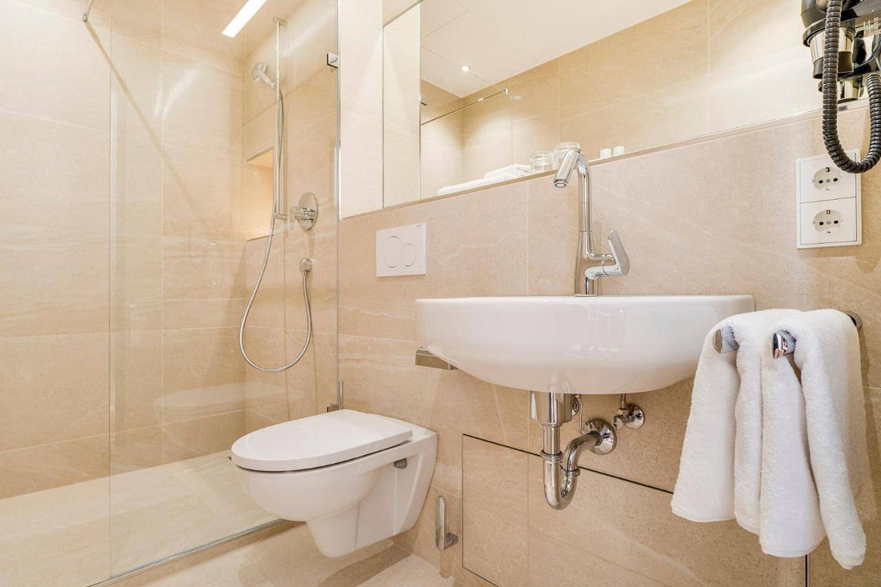 Triple Room in Altenerding, Erding