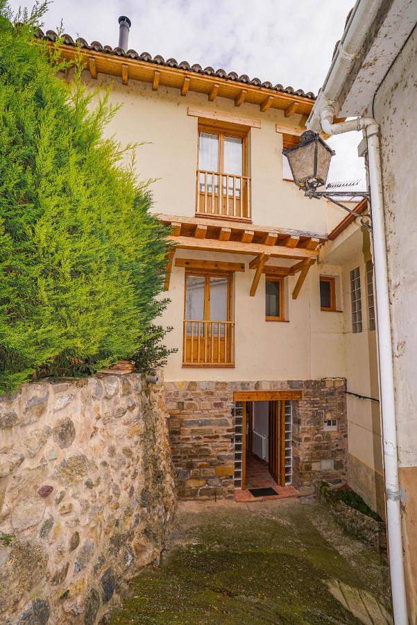 Casa rural para 6 personas, con Terraza y Vistas en Rioja Baja