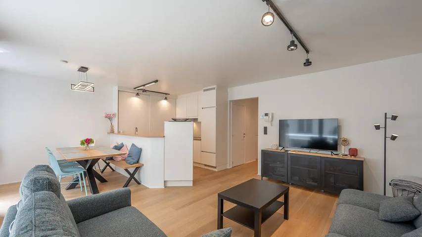 Gîte pour 7 personnes, avec terrasse dans Duinbergen
