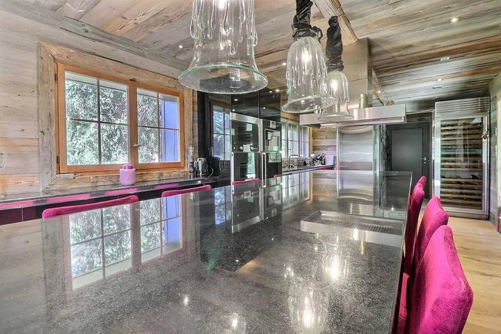 Chalet pour 13 personnes, avec jardin et vue à Crans-Montana - 3