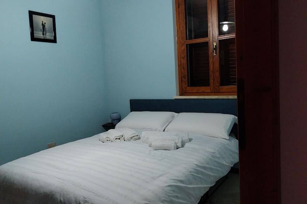 Apartamento entero, Cozy apartment, nice location for families or 2 couples (1 baby crib) in Donigala Fenughedu, Oristán