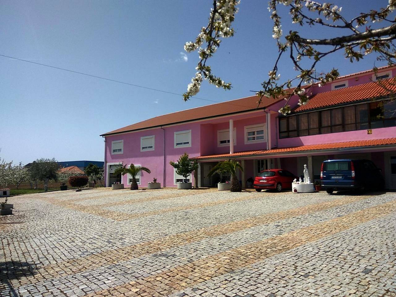 Joaquim do Norte in Podence, Podence e Santa Combinha