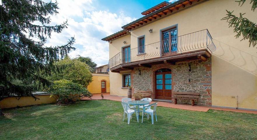 B&b per 2 persone, con Terrazza e Giardino nonché Piscina e Panorama a Vinci