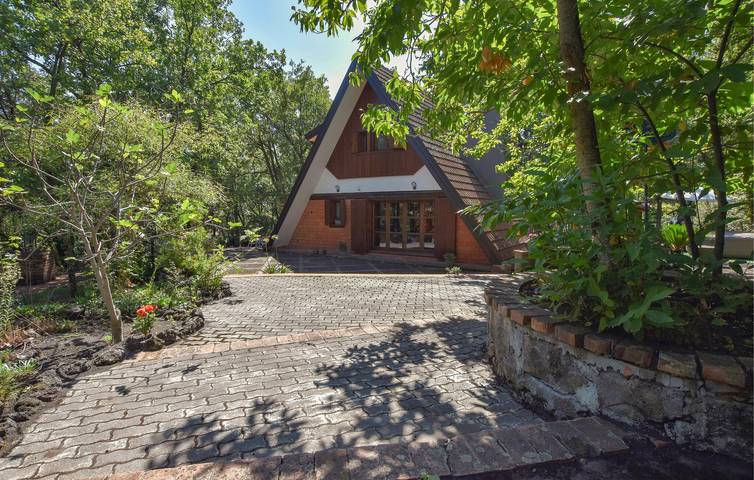 Ferienhaus für 7 Personen, mit Terrasse und Garten, kinderfreundlich in Europa - 2