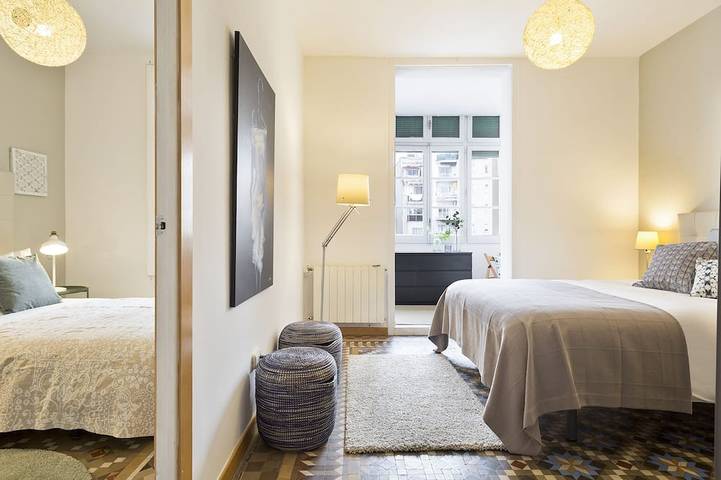 Appartement entier, L'Appartement Grande Ii, pour les familles uniquement in Barcelona Centre, Barcelone