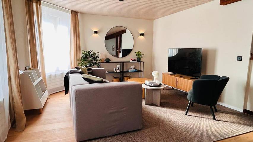 Gîte pour 6 personnes, avec balcon et vue, adapté aux familles à Bienne