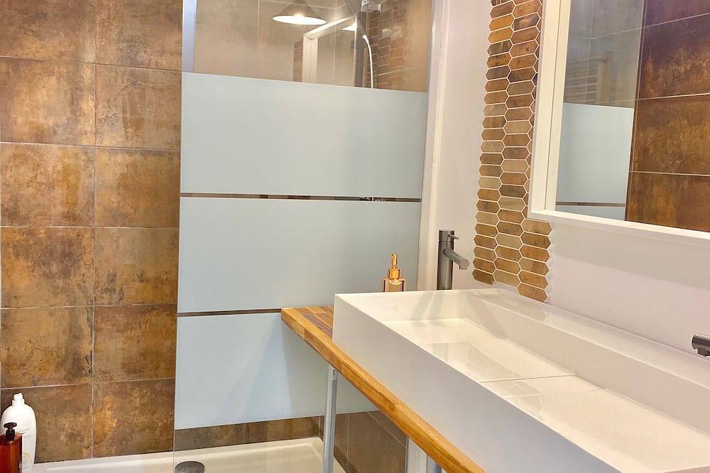 Appartement Avec Patio in Amiens, Amiens region