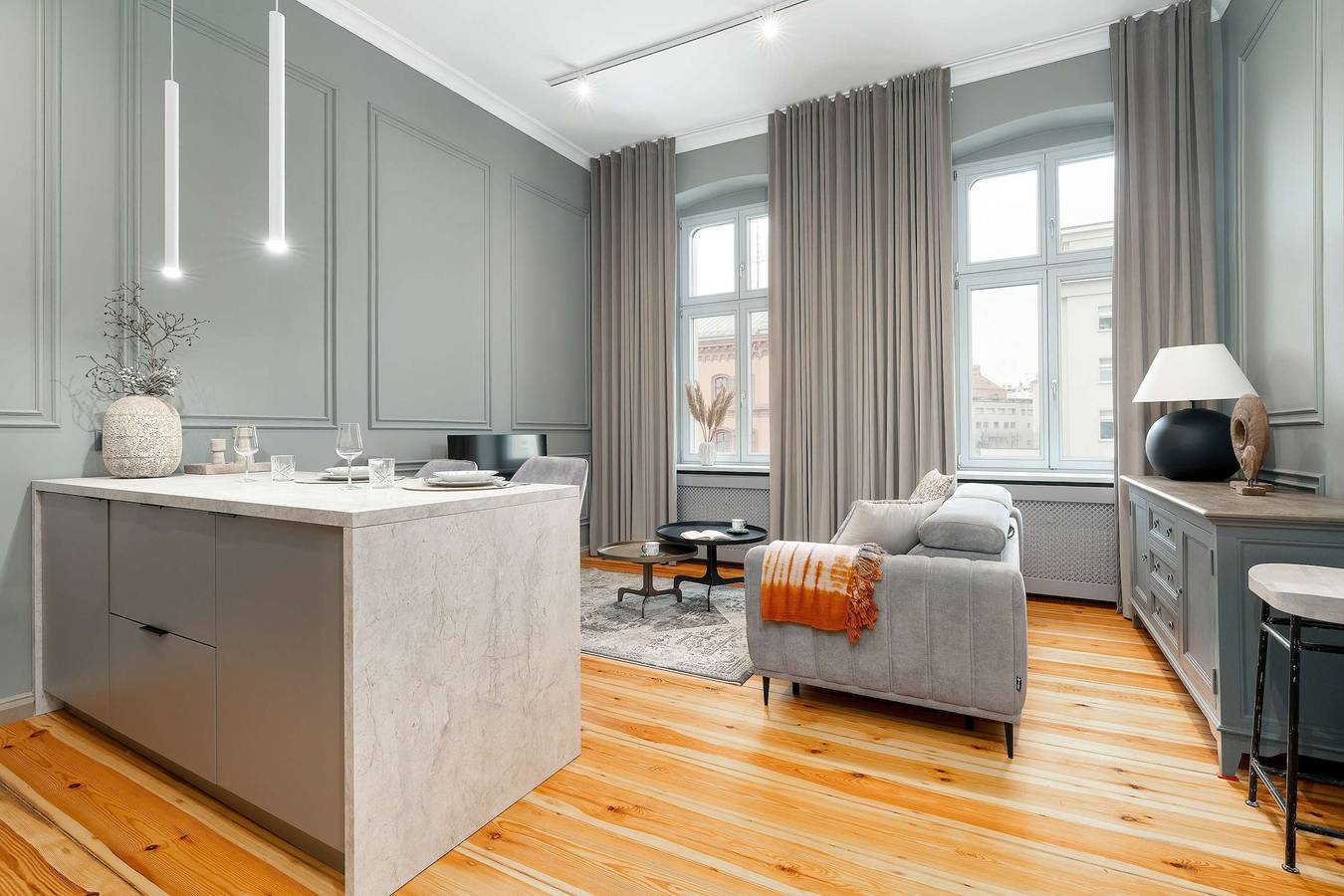 Entire apartment, Charming Apartment Near Attractions | Washer-Dryer in Poznan, Greater Poland