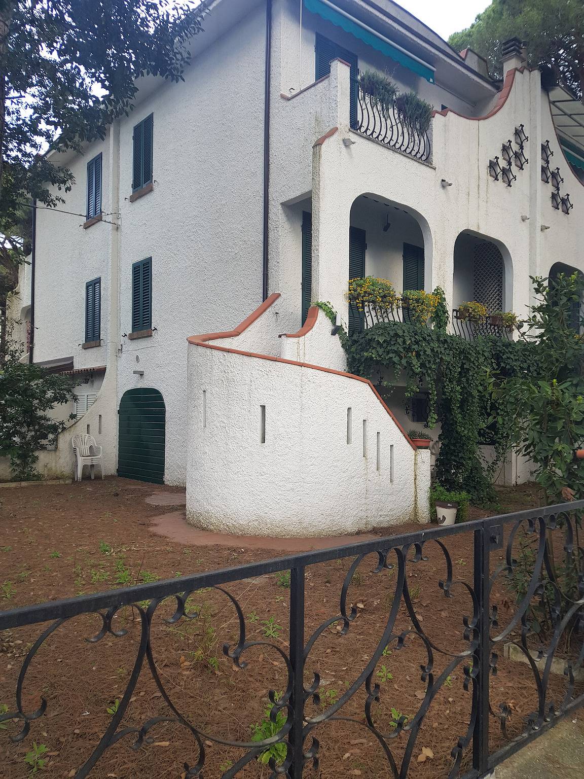 Casa de vacaciones 'Su 3 Piani Con Giardino' con jardín privado, balcón y Wi-Fi in Lido di Spina, Provincia de Ferrara