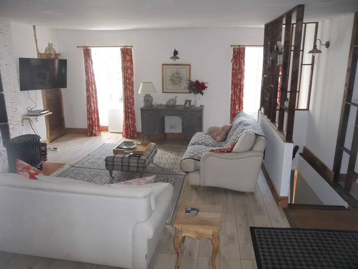 Gîte pour 4 personnes, avec piscine, animaux acceptés à Abzac - 2