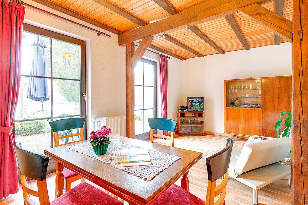 Ferienhaus "Zum Rasenden Roland" in Zirkow, Rügen