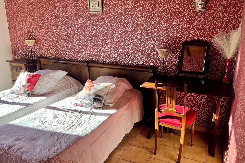 Gite   \"Les Gouttes\" in Courzieu, Lyon et ses environs