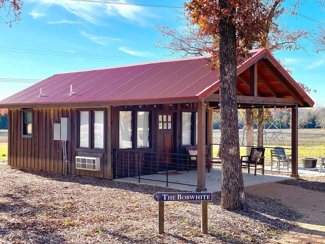 The Bobwhite Cabin 15Min to Magnolia & Baylor in McLennan County