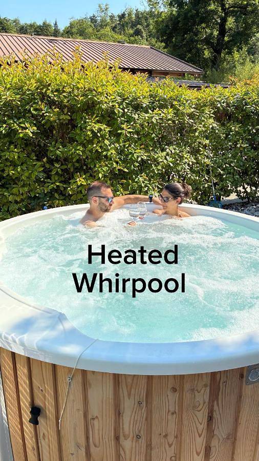 Bungalow per 6 persone, con idromassaggio e piscina per bambini nonché giardino, adatto a famiglie con bambini in Trentino-Alto Adige