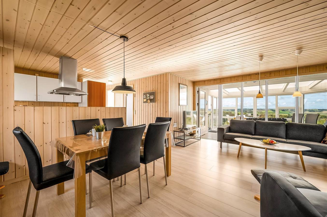 Nice home in Struer w/ Wifi and 2 Bedrooms in Humlum, Struer