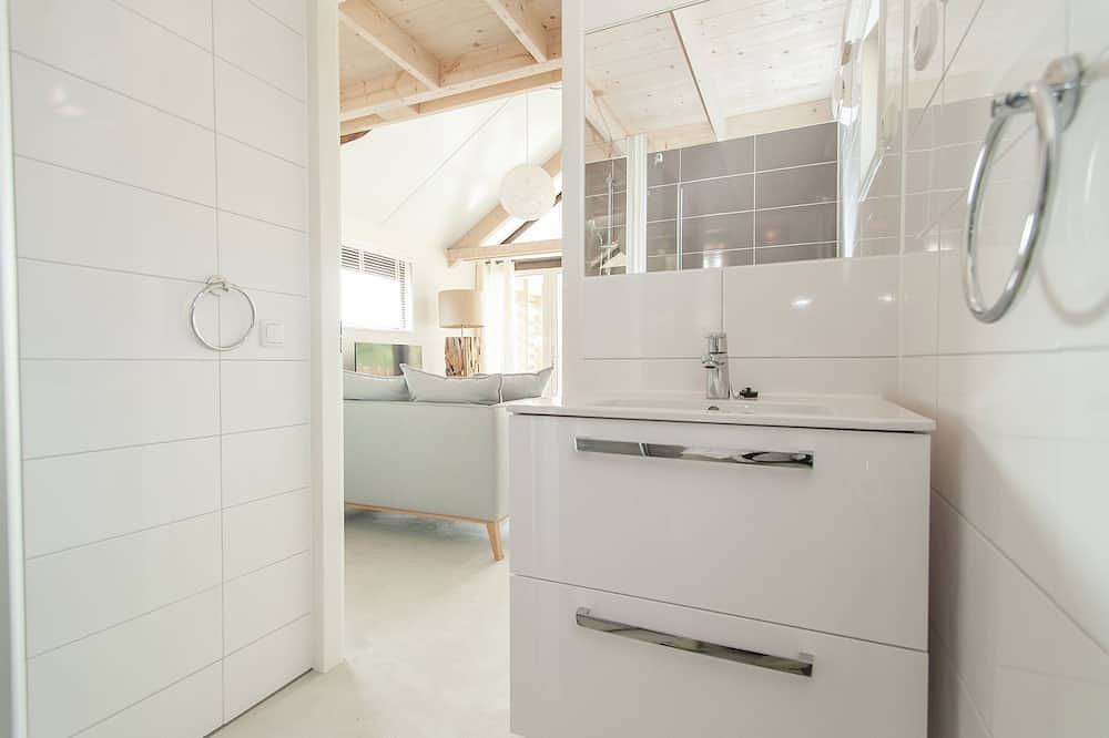 Comfortabele lodge met combimagnetron In Bloemendaal aan zee in Overveen, Nationaal Park Zuid-Kennemerland