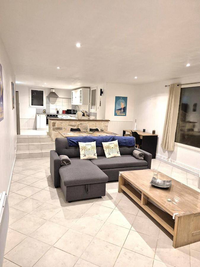 Appartement entier, Two-Bedroom Apartment in Furiani, Cap Corse