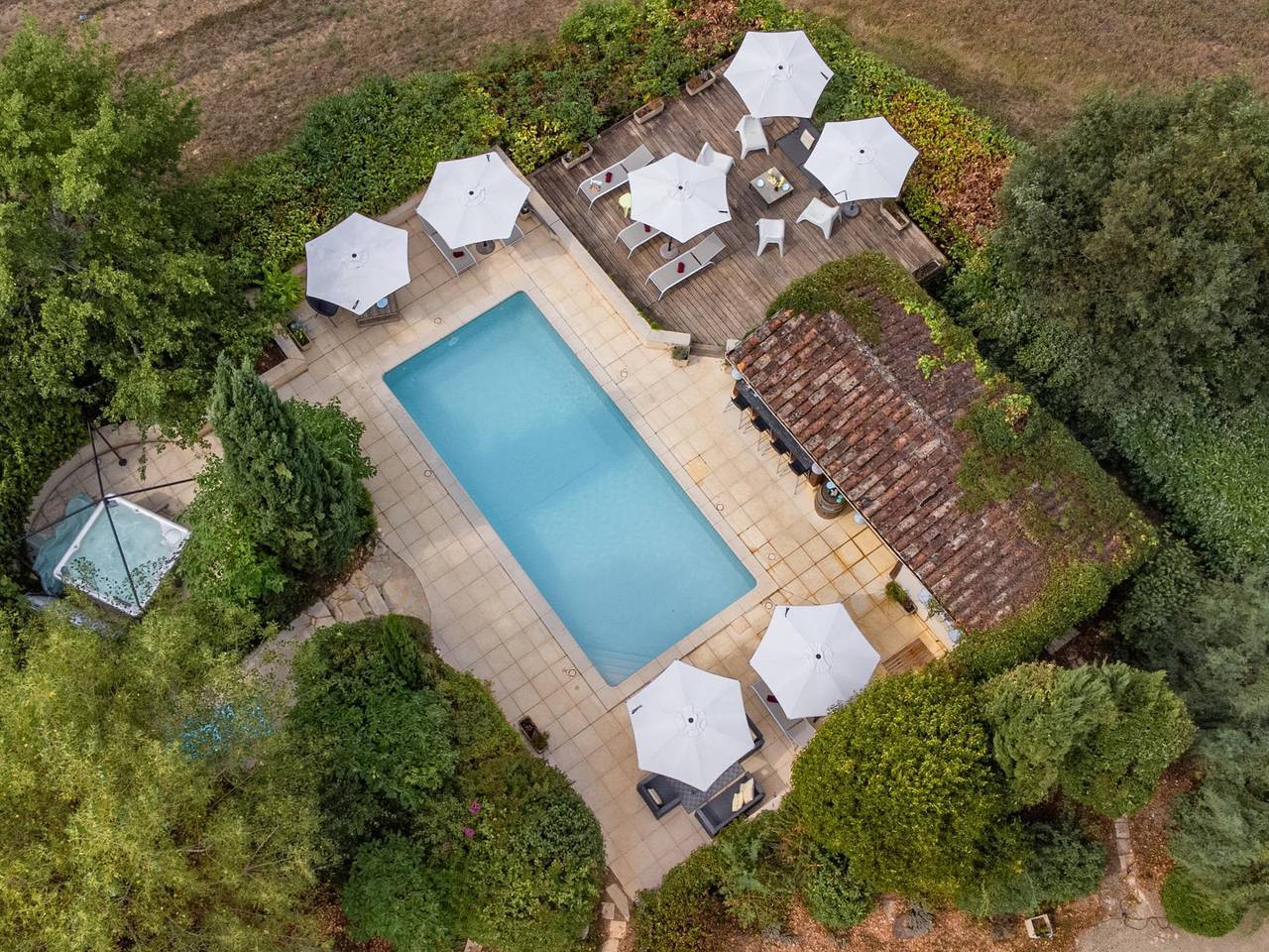 Belle maison de vacances avec piscine commune in Dégagnac, Lot