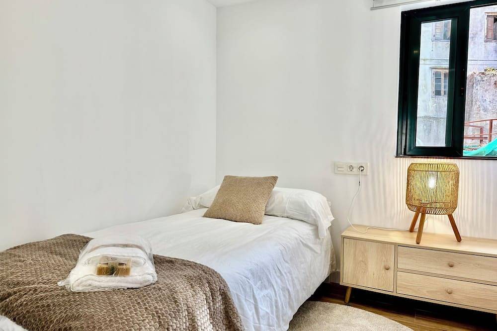 Entire apartment, Gestviva Casa Urbanin Ii in Cudillero, Costa Verde (Spain)