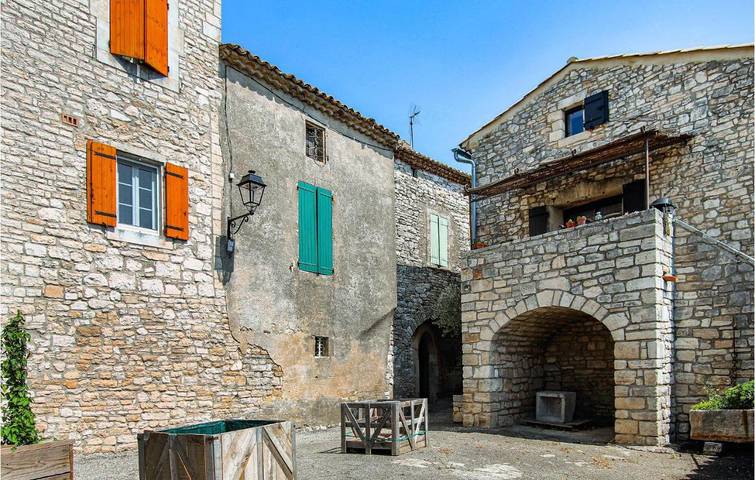 Location de vacances pour 4 personnes, avec terrasse à Orgnac-l'Aven - 3