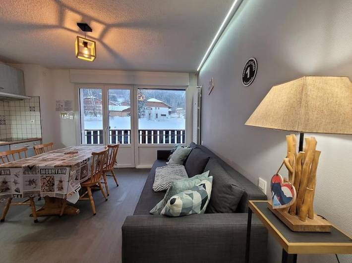 Apartamento de vacaciones para 6 personas, con balcón además de vistas al lago y vistas - 1
