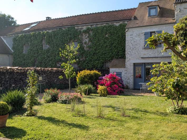 Charmant gîte à Montainville avec jardin, terrasse et Tv in Montainville, Yvelines