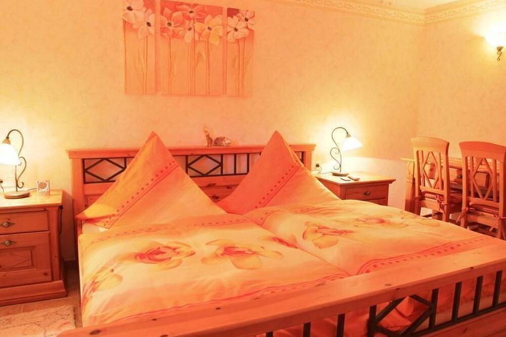 Ganze Wohnung, Wiesengrund in Neuhaus am Rennweg, Rennsteig