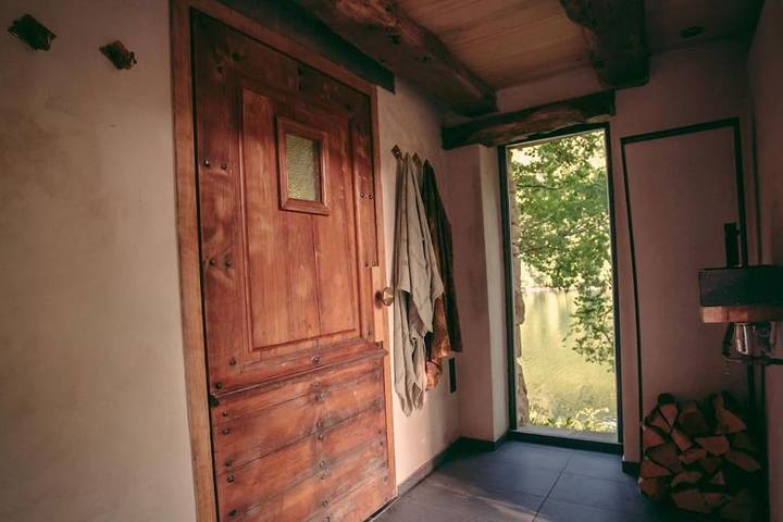 Location de vacances pour 4 personnes, avec jacuzzi et jardin ainsi que sauna et terrasse à Castelnau-de-Mandailles - 4