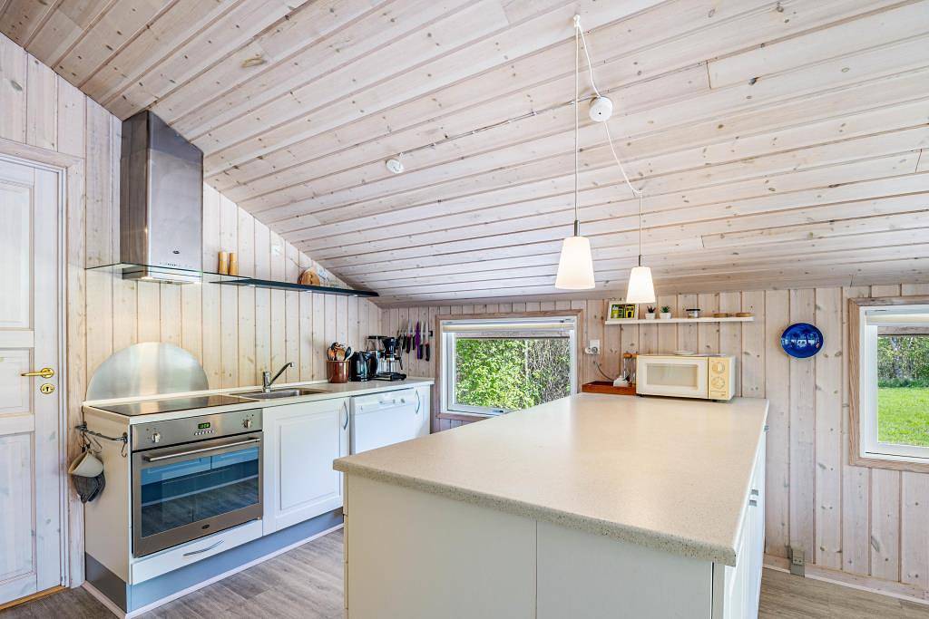 Friedlich gelegenes Ferienhaus mit Garage, 1 Hund erlaubt in Lodbjerg Hede, Ringkøbing