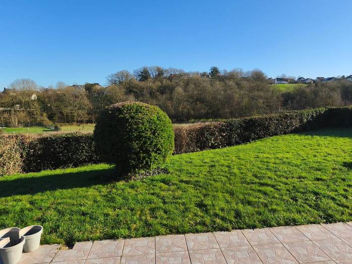 Location de vacances pour 5 personnes, avec terrasse et vue, animaux acceptés dans Saint-Berthevin - 3