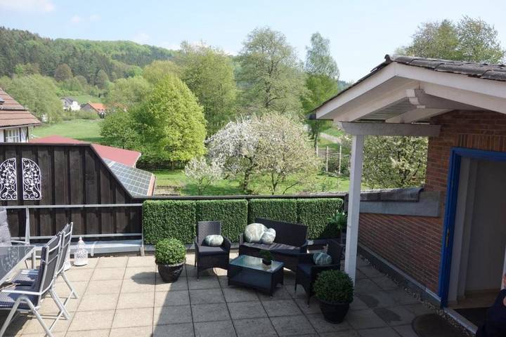 Ferienwohnung für 3 Personen, mit Balkon und Terrasse sowie Ausblick in Uslar - 2