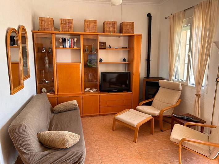 Location de vacances pour 7 personnes, avec terrasse ainsi que vue et vue sur le lac, animaux acceptés dans Los Nietos - 2