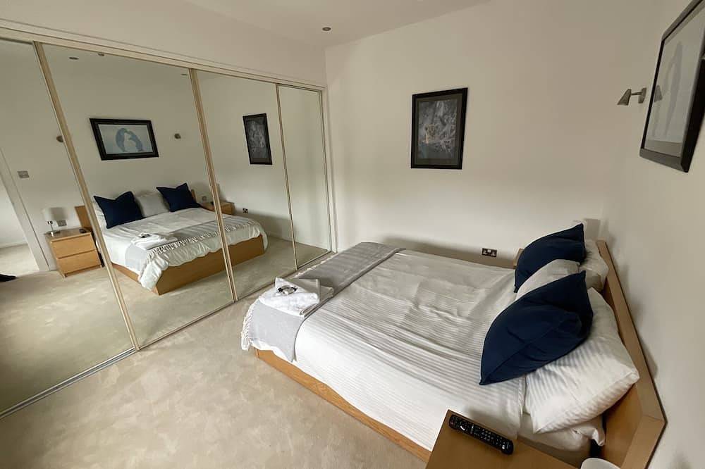 Ganze Wohnung, Apartment-Eigenes Badezimmer-One Bedroom (Mulsanne) in Crewe, Cheshire East