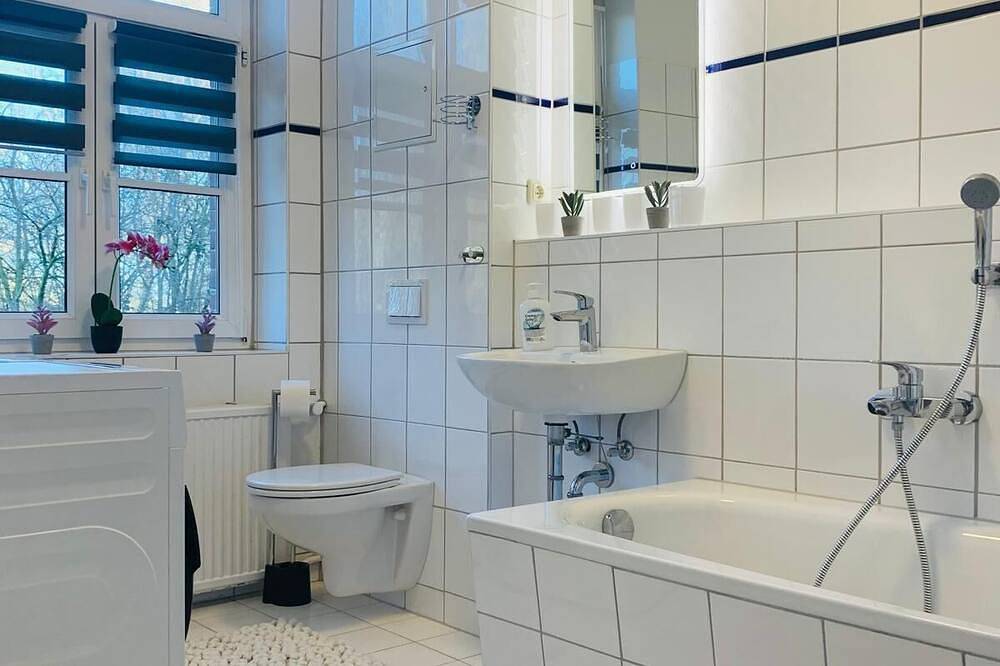Ganze Wohnung, Frisch renovierte Ferienwohnung Nähe Goitzschesee in Bitterfeld-Wolfen in Bitterfeld, Bitterfeld-Wolfen